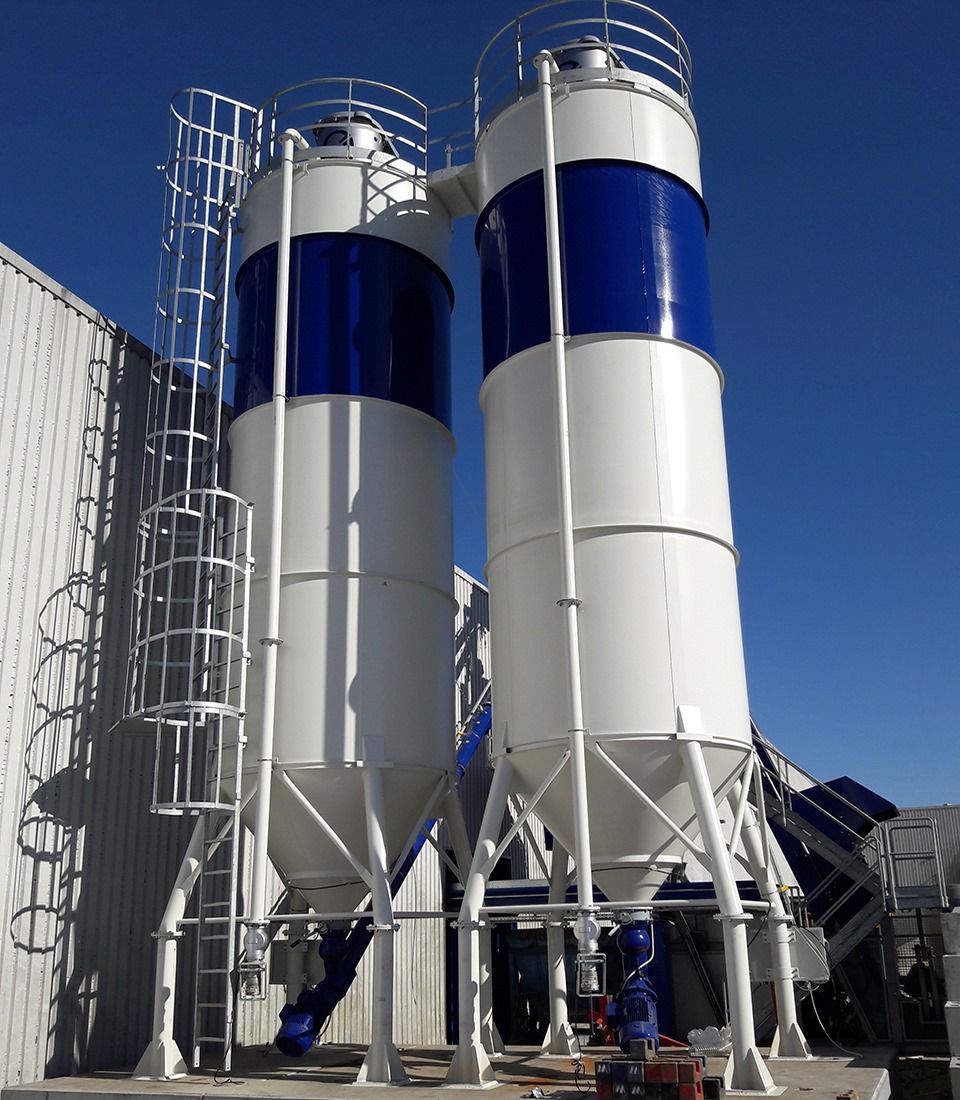 Assembly and Installation of CIMAT Silos